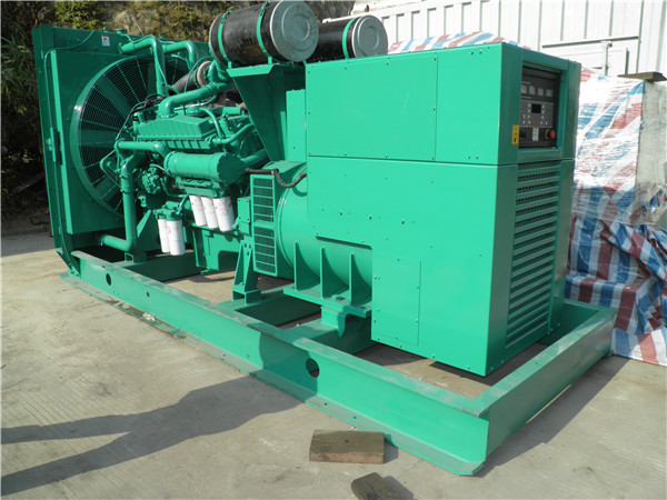 岳西出租发电机 发电机组厂家：柴油发电机组的控制屏的作用是什么？